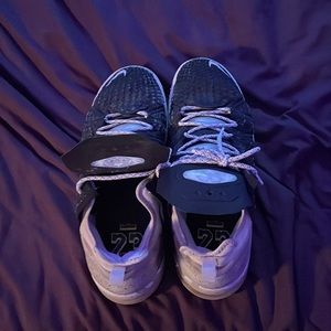 basketball shoes from nike size 14 no box
